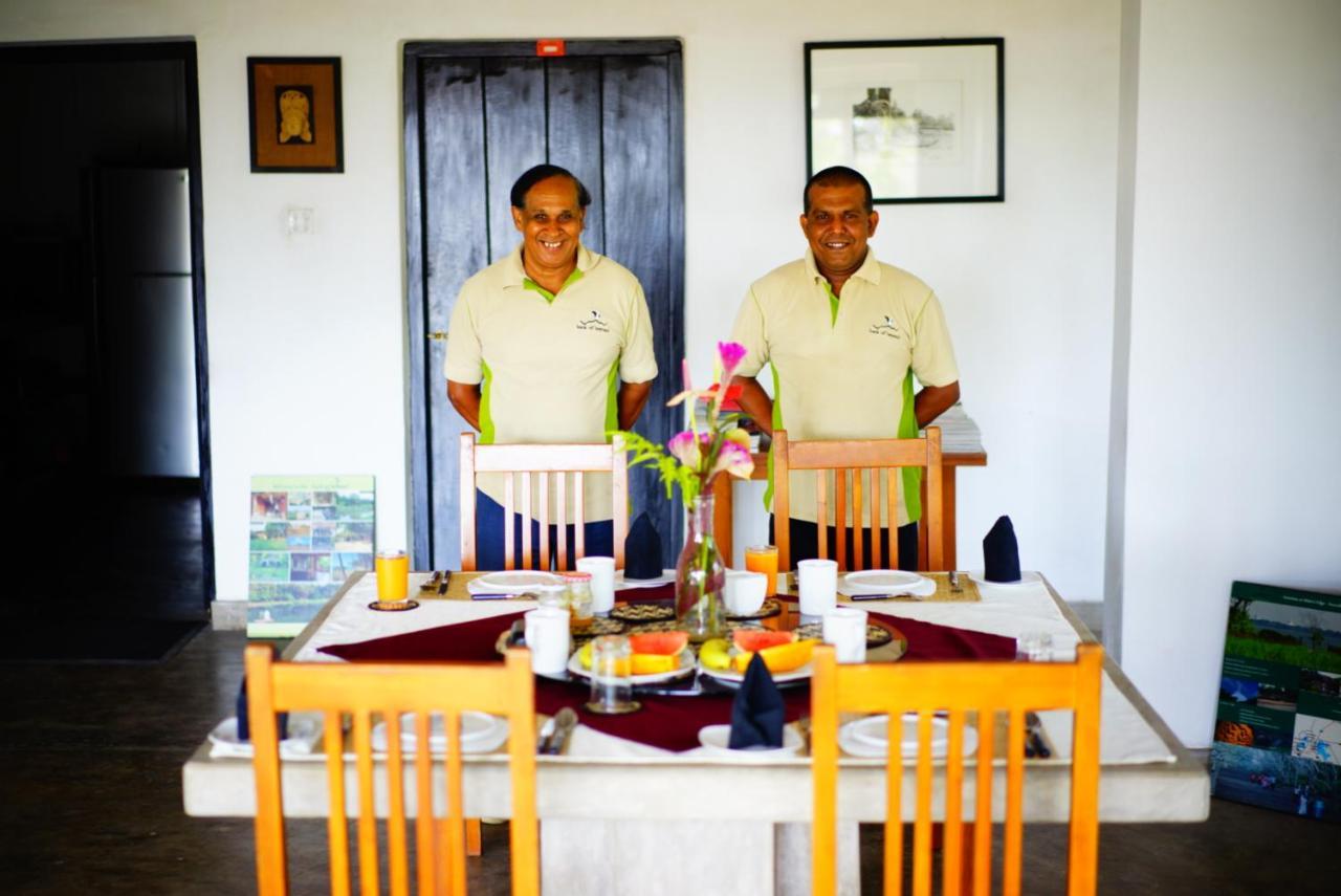 Villa Waters Edge, Anurâdhapura Extérieur photo